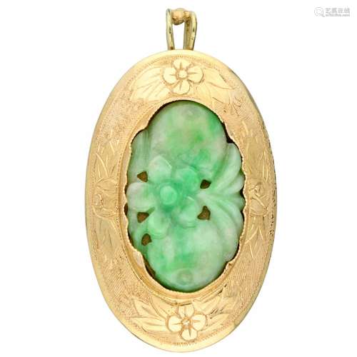 Yellow gold pendant / brooch, with carved jade - 14 ct.