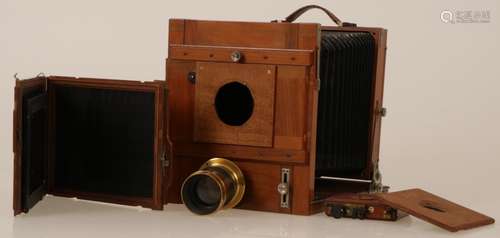 An old photocamera in wood casette, Belgium, ca. 1895.