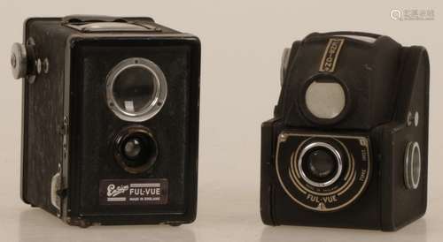 A lot with (2) various Ensign bulls' eye camera's, United Kingdom, 1st half 20th century.