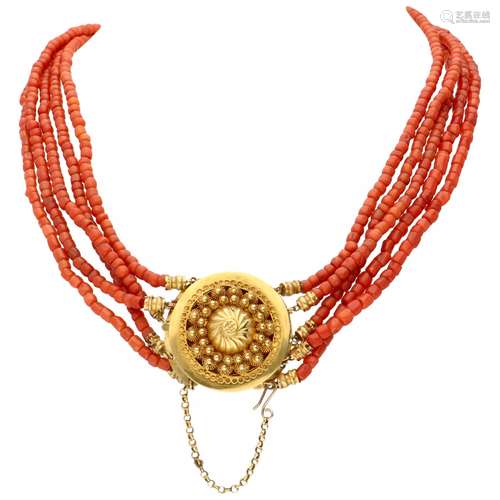 Five-row antique red coral necklace with a yellow gold closure - 14 ct.