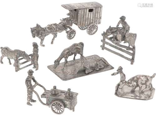 (6) Piece lot miniatures silver.