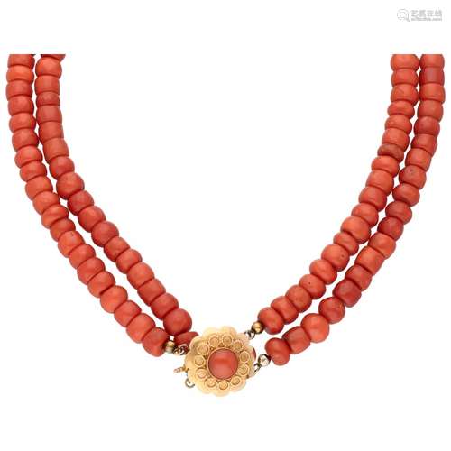 Two-row red coral choker with a yellow gold closure - 14 ct.