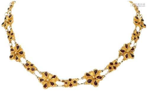 Yellow gold antique necklace, with glass garnet - 14 ct.