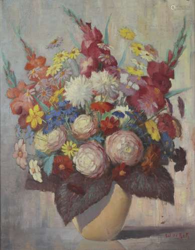 Willem de Kok (Eindhoven 1883 - 1959), Still life with flowers in a vase.