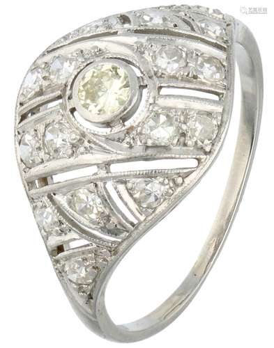 Platinum open worked ring, with approx. 0.68 ct. diamond - Pt. 900.