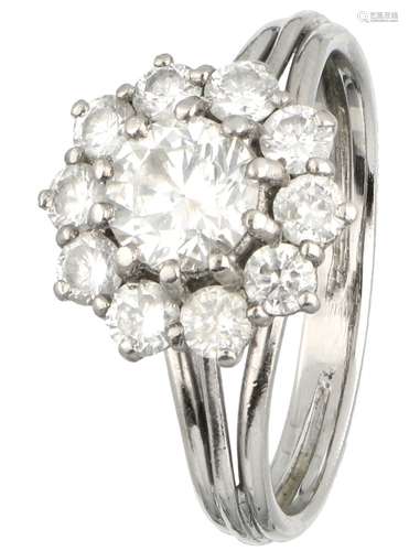 Platinum rosette ring set with approx. 1.60 ct. diamond - Pt 900.