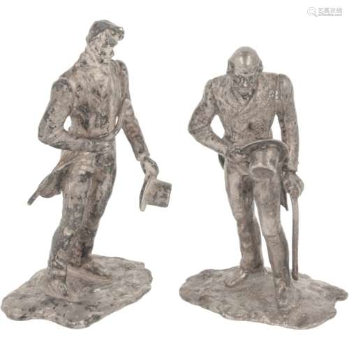 (2) Piece lot miniatures silver.