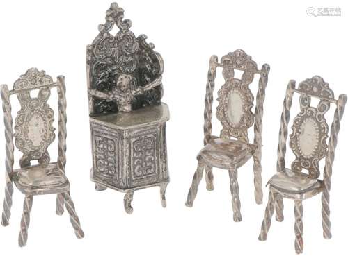 (4) Piece lot miniatures silver.