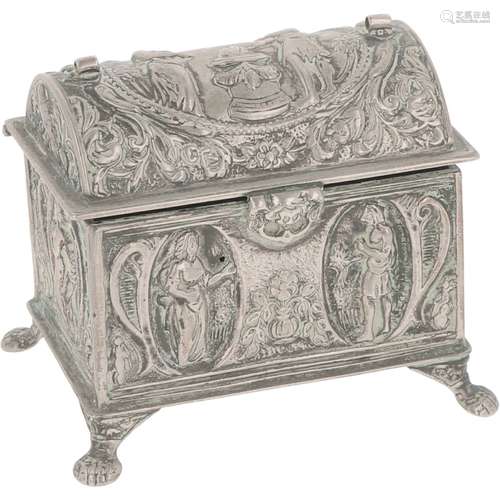 Marriage box silver.