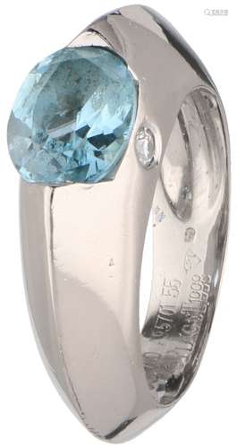 White gold Piaget ring, with ca. 0.03 ct. diamond and blue topaz - 18 ct.