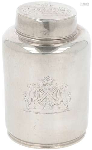 Tea caddy Amsterdam 18th century, silver.