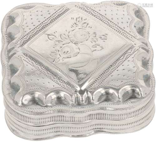 Peppermint / Pill box silver.