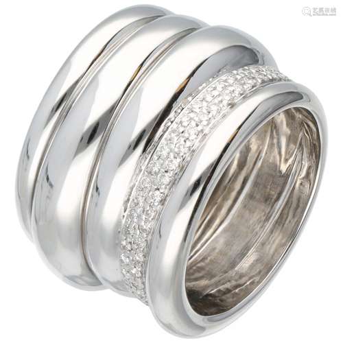 White gold band ring, with approx. 0.47 ct. diamond - 18 ct.