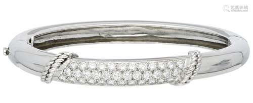 White gold bangle, set with approx. 1.44 ct. diamond - 18 ct.