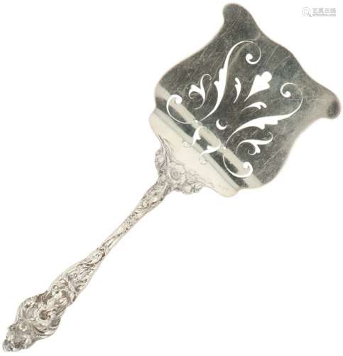 Spoon silver.