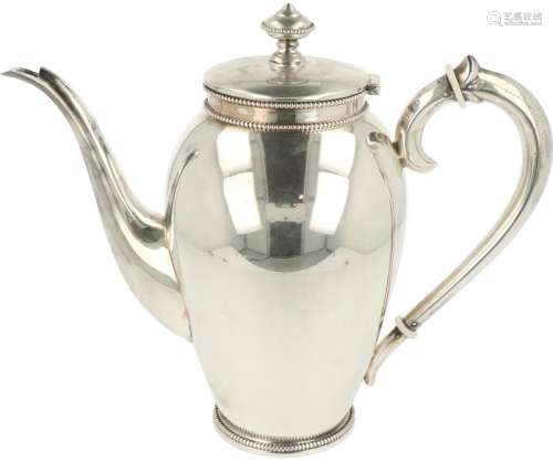 Coffee pot silver.