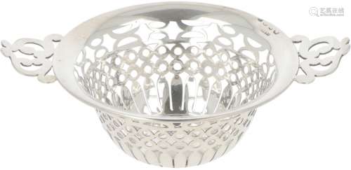 Pastille basket silver.