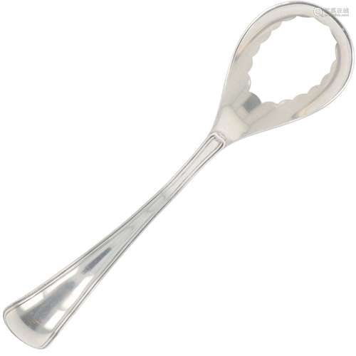 Egg spoon silver.