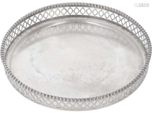 Bottle tray silver.