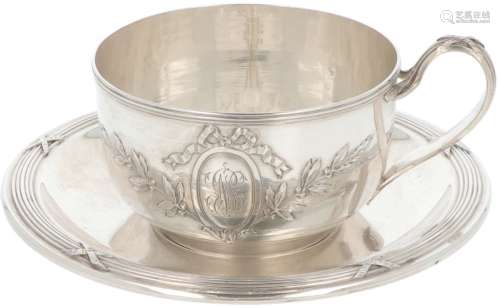 Cup & Saucer silver.