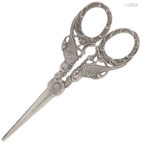 Grape scissors silver.