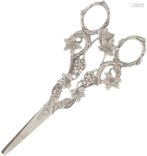 Grape scissors silver.