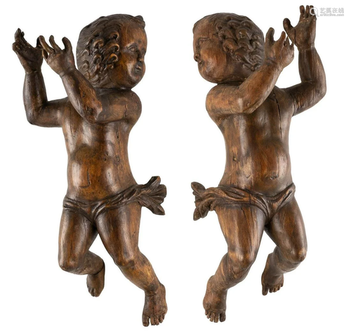 ZWEI SCHWEBENDE PUTTI Wohl flämisch, um 1700 Holz,