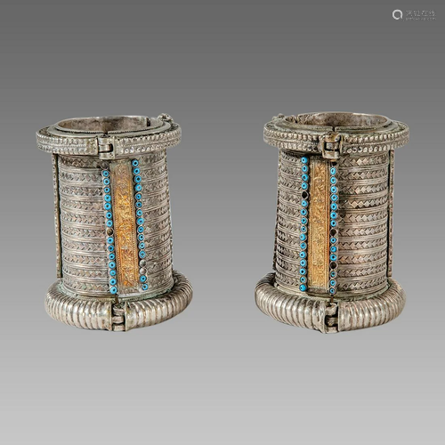 A Pair Of Tribal Art Silver Jewelry Bracelets