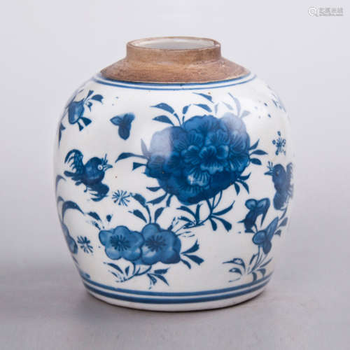 A Blue and White Flower&Bird Pattern Porcelain Jar