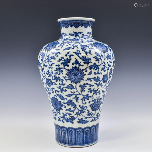 QIANLONG BLUE & WHITE WRAPPED FLORAL MEIPING JAR