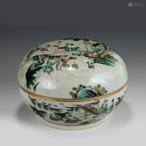 WUCAI FIGURINES LIDDED BOX