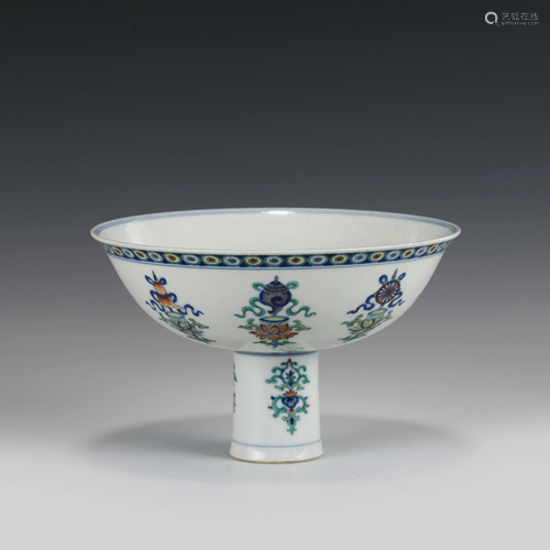 YONGZHENG DOUCAI EIGHT TREASURES HIGH STEM BOWL