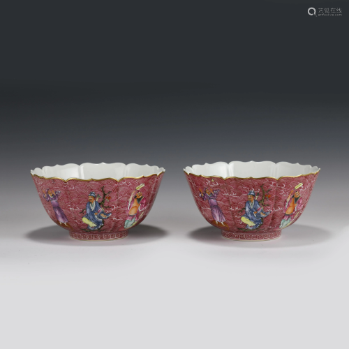 PAIR FAMILLE ROSE FIGURINES FLORAL FORM BOWLS