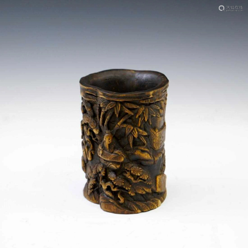 IMPORTANT, FINE CARVED CHENXIANG WOOD BRUSH POT