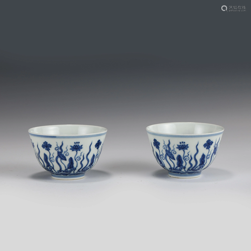 PAIR CHENGHUA BLUE & WHITE SMALL BOWLS