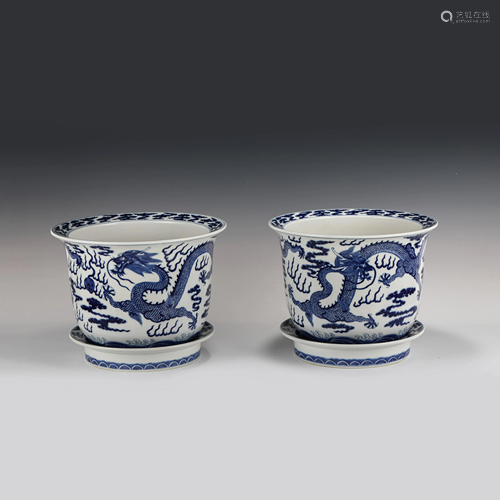 PAIR OF BLUE & WHITE DRAGON MOTIF FLOWER POTS