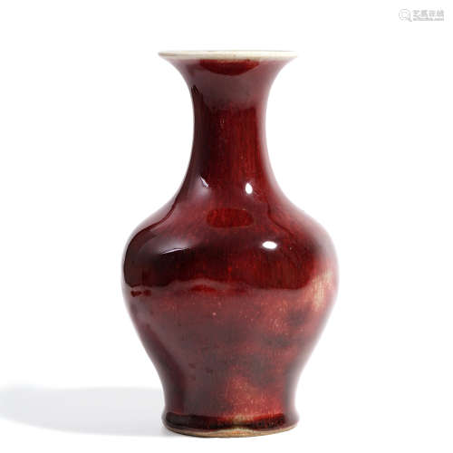 清中期 仿郎窑红釉橄榄瓶