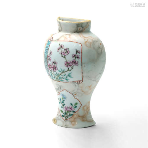 清中期 仿石纹釉开光粉彩花卉纹壁瓶
