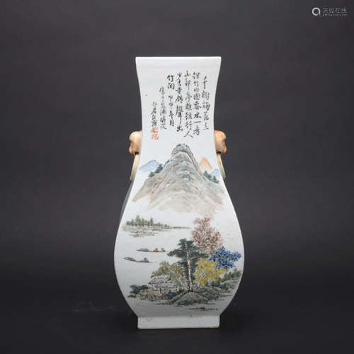 A Wu cai 'figure' vase