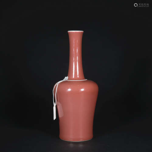 A peachbloom-glazed vase