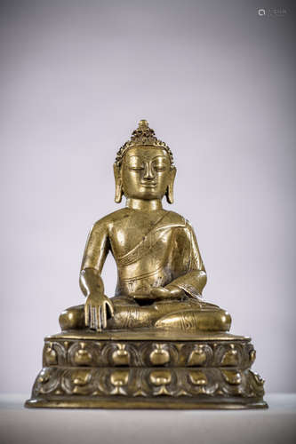 Tibetan statue in brass 'Buddha Shakyamuni', 16th - 17th century (10,5 cm)