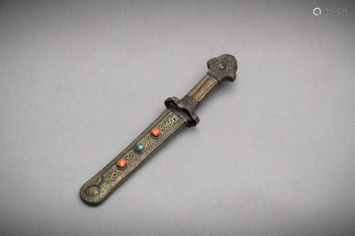 Tibetan dagger with openwork decoration inlaid with coral and malachite (l 31 cm)