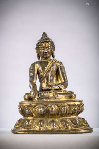 Tibetan statue in gilt bronze 'Buddha Shakyamuni' 17th - 18th century (10 cm)