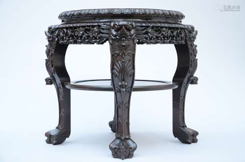 Large Chinese stand in hardwood (h 59 and dia 62 cm)