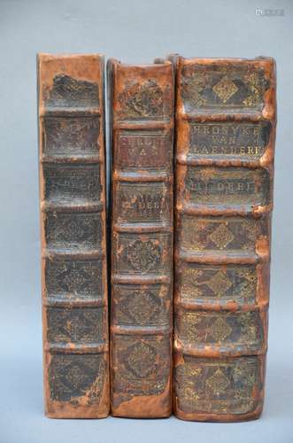 Three volumes 'chronycke van Vlaanderen' 1727 (32x20 cm)