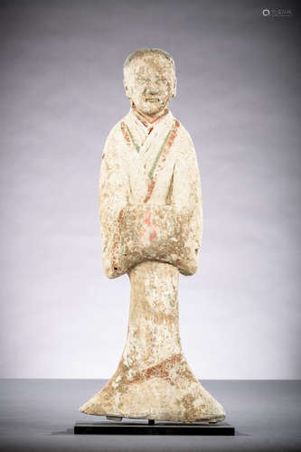 Terra cotta statue 'servant', Han dynasty (purchased at galerie Grusenmeyer) (h 50 cm)