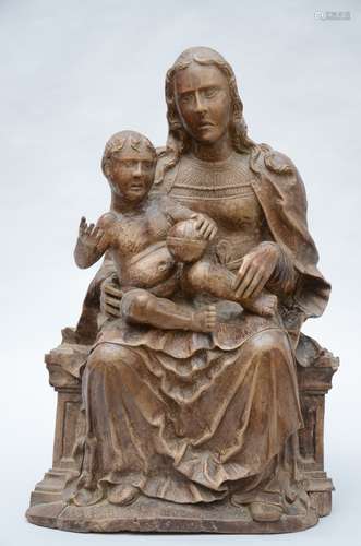 A walnut sculpture 'seated Madonna and Child' (70 cm) (*)