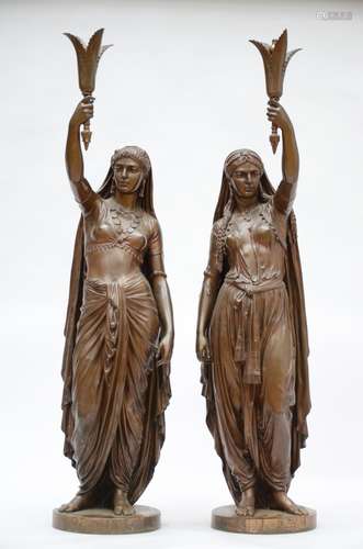 Guillemin E. 1872: pair of large bronze sculptures 'Oriental ladies', foundry Barbedienne (110 cm)