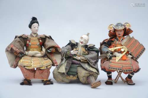 Three large Japanese dolls 'Samurai' (33 cm)