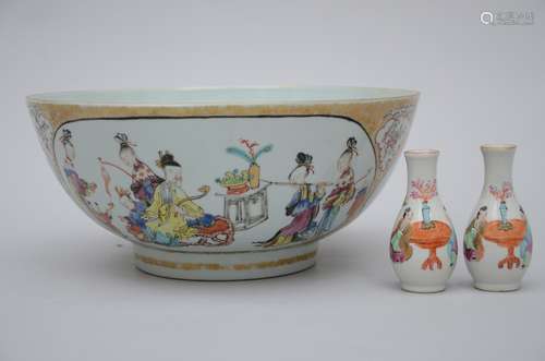 Bowl in Chinese porcelain with gilt decoration 'figures', 18th century (13x29 cm)